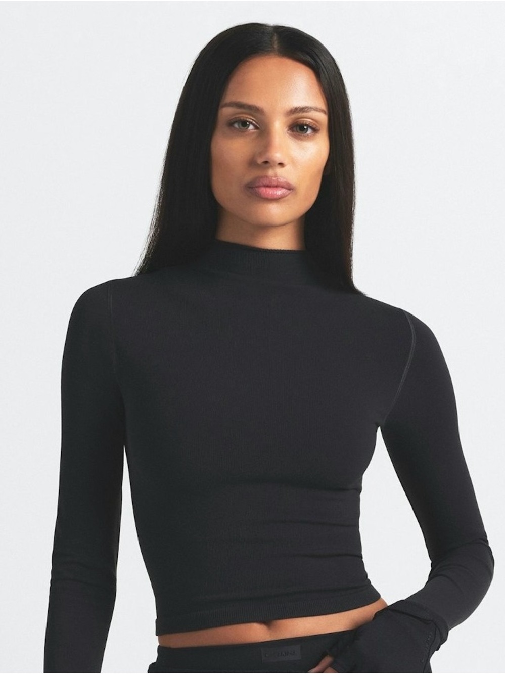Nike x SKIMS Vintage Seamless Mock Neck Crop Top Black Obsidian Women’s Athletic